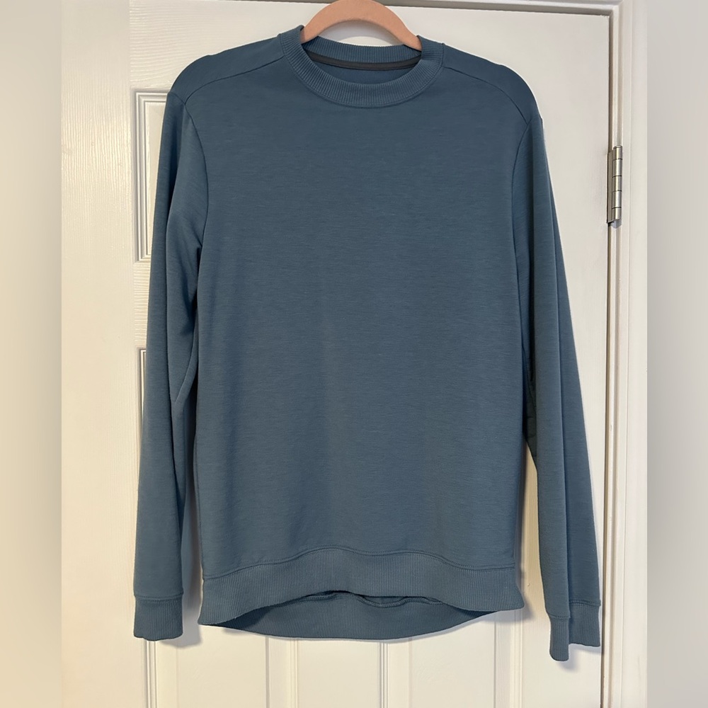 Women’s sweatshirt